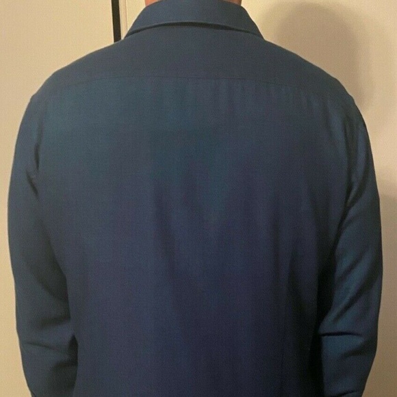 Hugo Boss Collared Dress Shirt Unworn Blue sz L - Picture 2 of 7